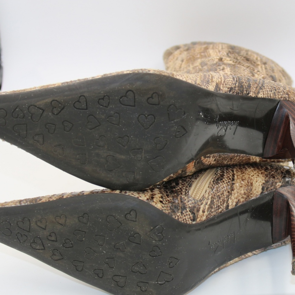 Faux Reptile Embossed Fabric Boots - Picture 3 of 4